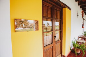 Habitación individual superior, 1 habitación, vistas al jardín | Colchones Select Comfort y decoración individual