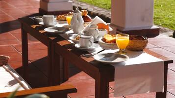 Desayuno a la carta incluido todos los días