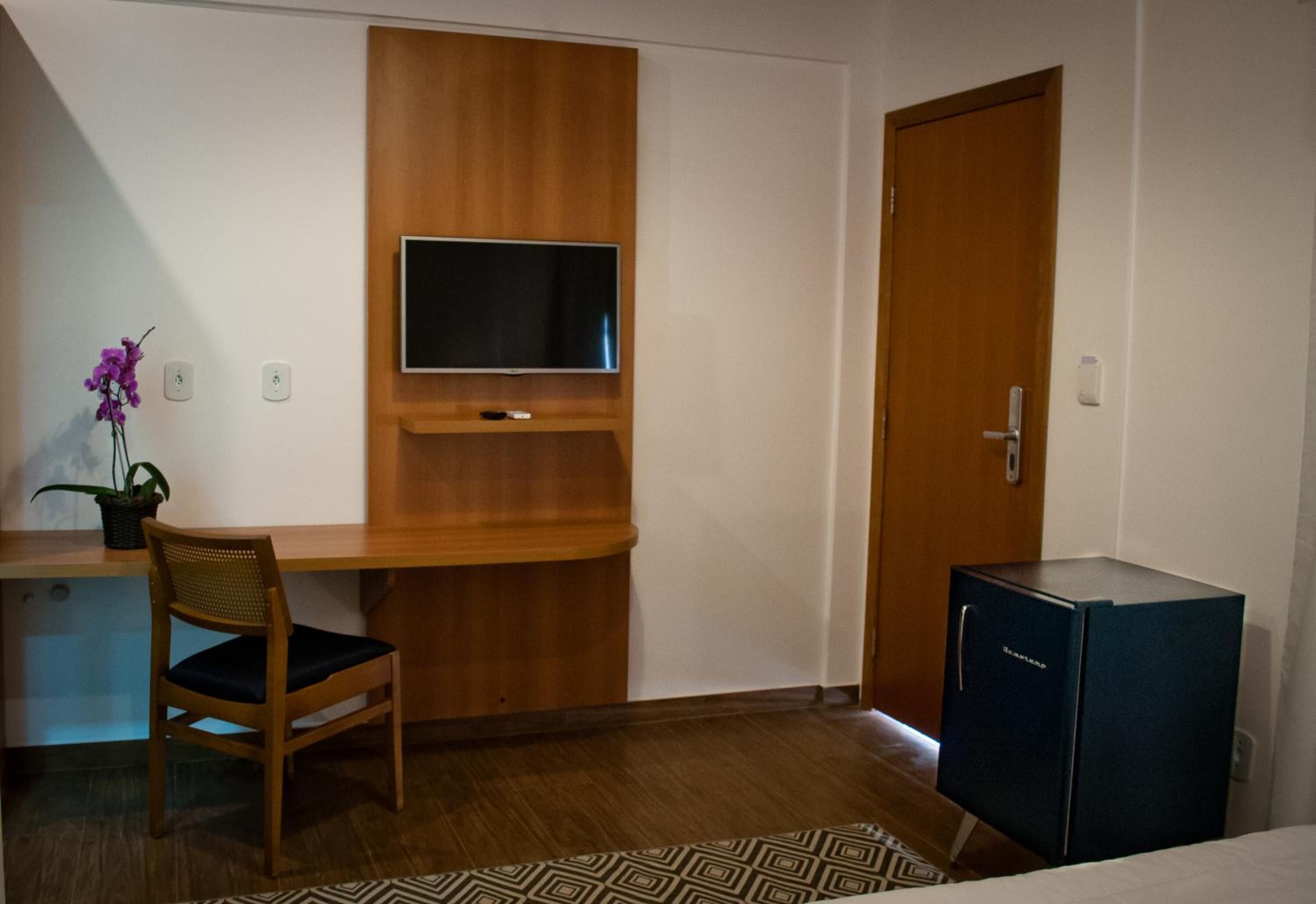 desk, blackout curtains, free wifi, bed sheets