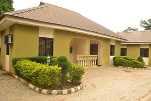 View from property - Jokems Airport View Hotel - Adults Only (Jimeta)