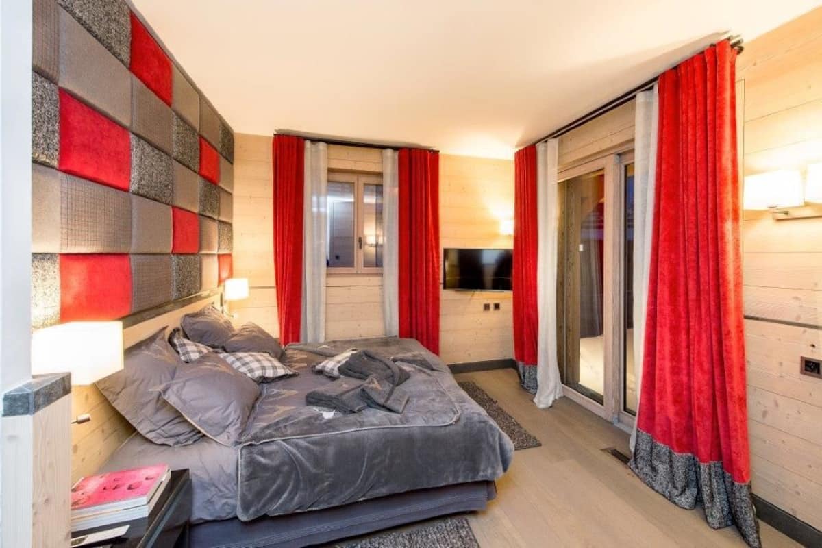 Alpehytte – deluxe, 3 soverom, terrasse (Aminona) | Safe på rommet, barnesenger (inkludert) og wi-fi (inkludert)