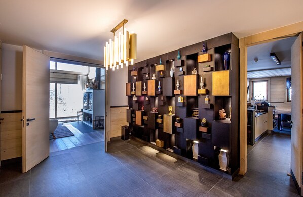 Interior entrance - Chalet Migui Luxury Living and SPA (Lens)