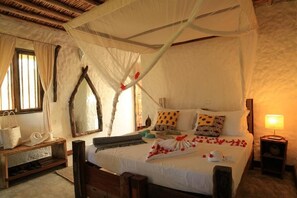 Frette Italian sheets, premium bedding, memory foam beds, in-room safe