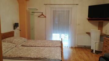 Standard-Apartment, 1 Schlafzimmer | 1 Schlafzimmer, schallisolierte Zimmer, kostenloses WLAN, Bettwäsche