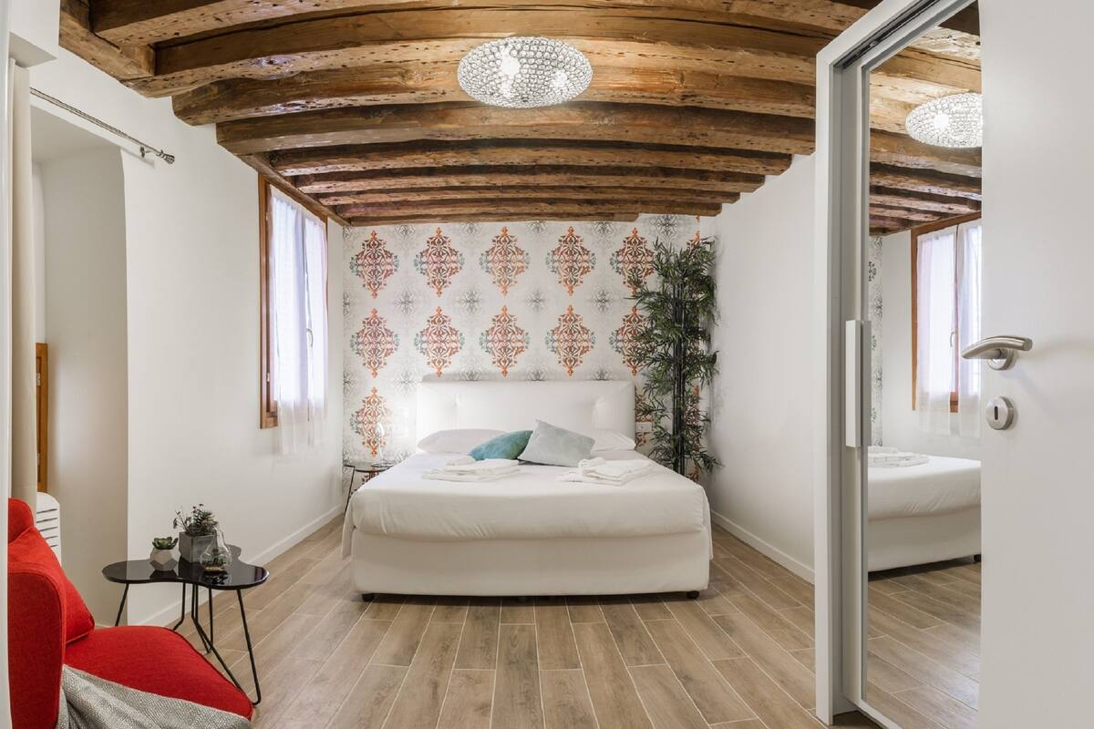Apartment, 1 Bedroom (Riva 4 Check-in online) | Premium bedding, down duvets, soundproofing, iron/ironing board