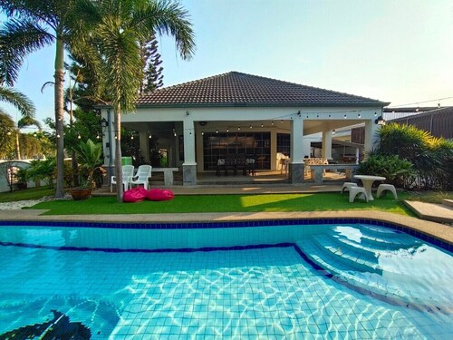 Baan Sudrak Pool Villa Hua Hin