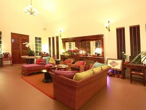 Ảnh chưa phân loại, 5 trong số 49 ảnh, nút