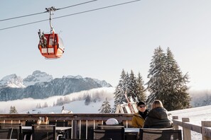 Terrace/patio - Rinderberg Lodge (Zweisimmen)