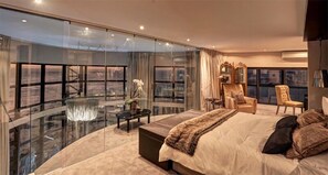Ocean View Penthouse  | 4 bedrooms, desk, iron/ironing board, free WiFi - Ocean View Penthouse (Cape Town)