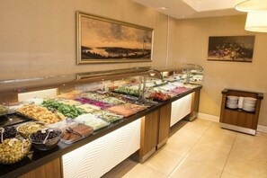 Dining - Martinenz Residence (Istanbul)