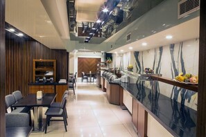 Dining - Martinenz Residence (Istanbul)