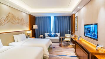 Kamar Mewah | Minibar, brankas, meja kerja, dan kedap suara