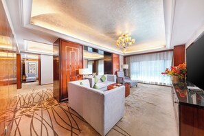 Premium bedding, minibar, in-room safe, desk - Wyndham Garden Foshan Nanhai (Foshan)