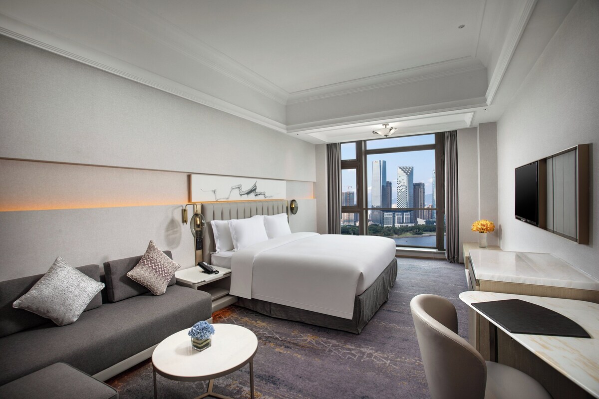 Habitación Premium, 1 cama King size, vista al río | Ropa de cama de alta calidad y minibar 