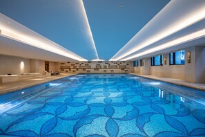 Indoor pool - Crowne Plaza Fuzhou South by IHG (Fuzhou)