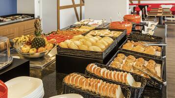 Tägliches Frühstücksbuffet (58 BRL pro Person)