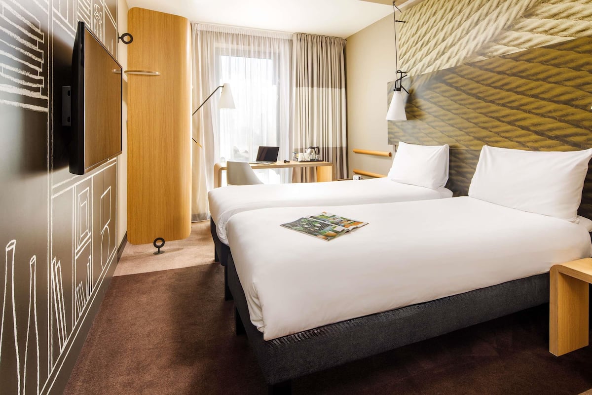 Twin SweetRoom by ibis | Skrivebord, blendingsgardiner, lydisolert og wi-fi (inkludert)