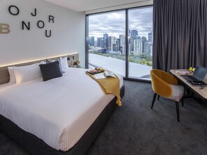 Superior Room, 1 King Bed | City view - Novotel Melbourne South Wharf (South Wharf)