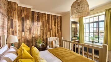 Premium Double Room | Blackout drapes, free WiFi, bed sheets