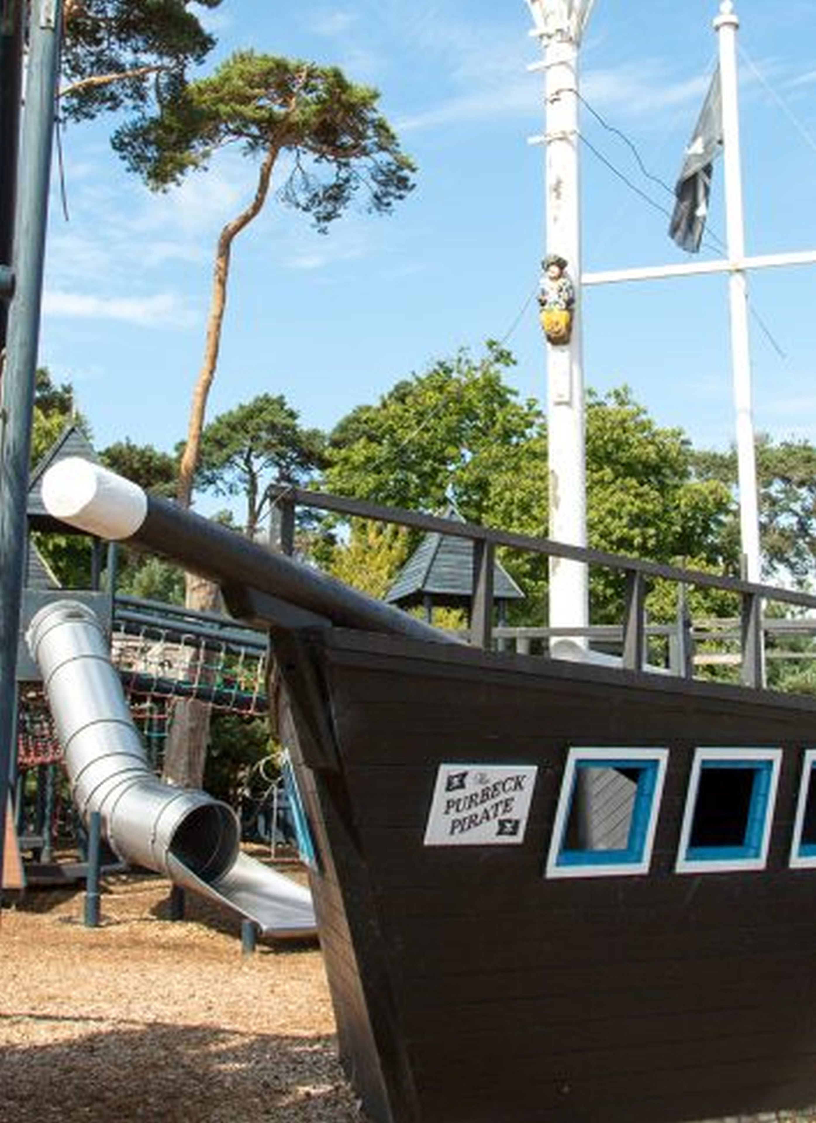 children’s play area – outdoor