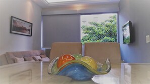 Family Apartment, 3 Bedrooms | Living room | TV - Beautiful Apartment in Ipanema (Rio de Janeiro)