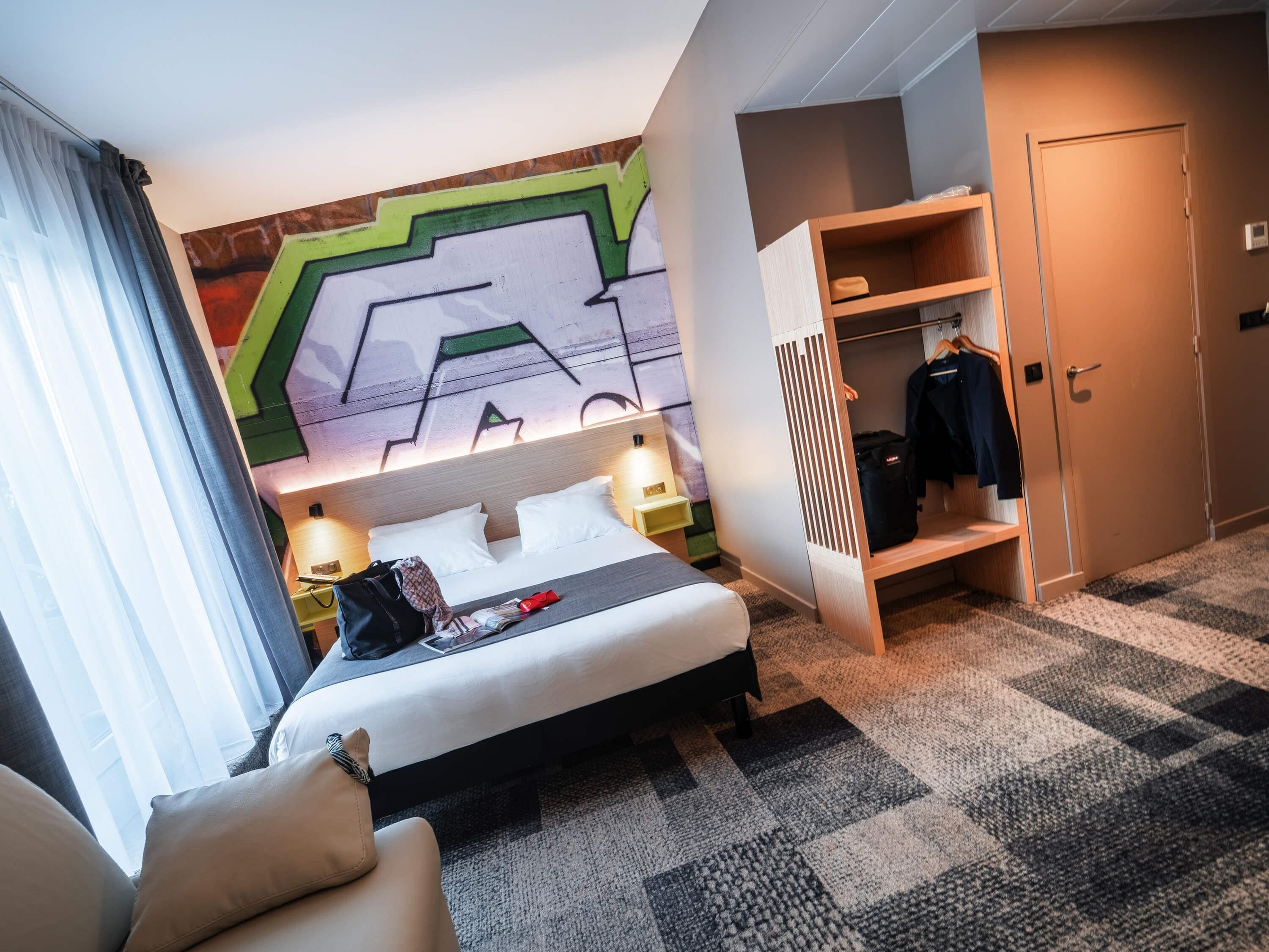 standard suite, 1 double bed with sofa bed (standard) | 1 bedroom, premium bedding, in-room safe, desk