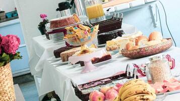 Desayuno buffet incluido entre semana