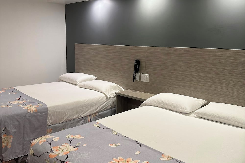 Motel Chez Nous