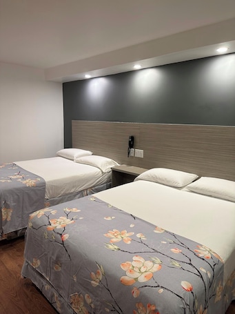 华丽客房, 2 张双人床, 无烟房 | 免费 WiFi