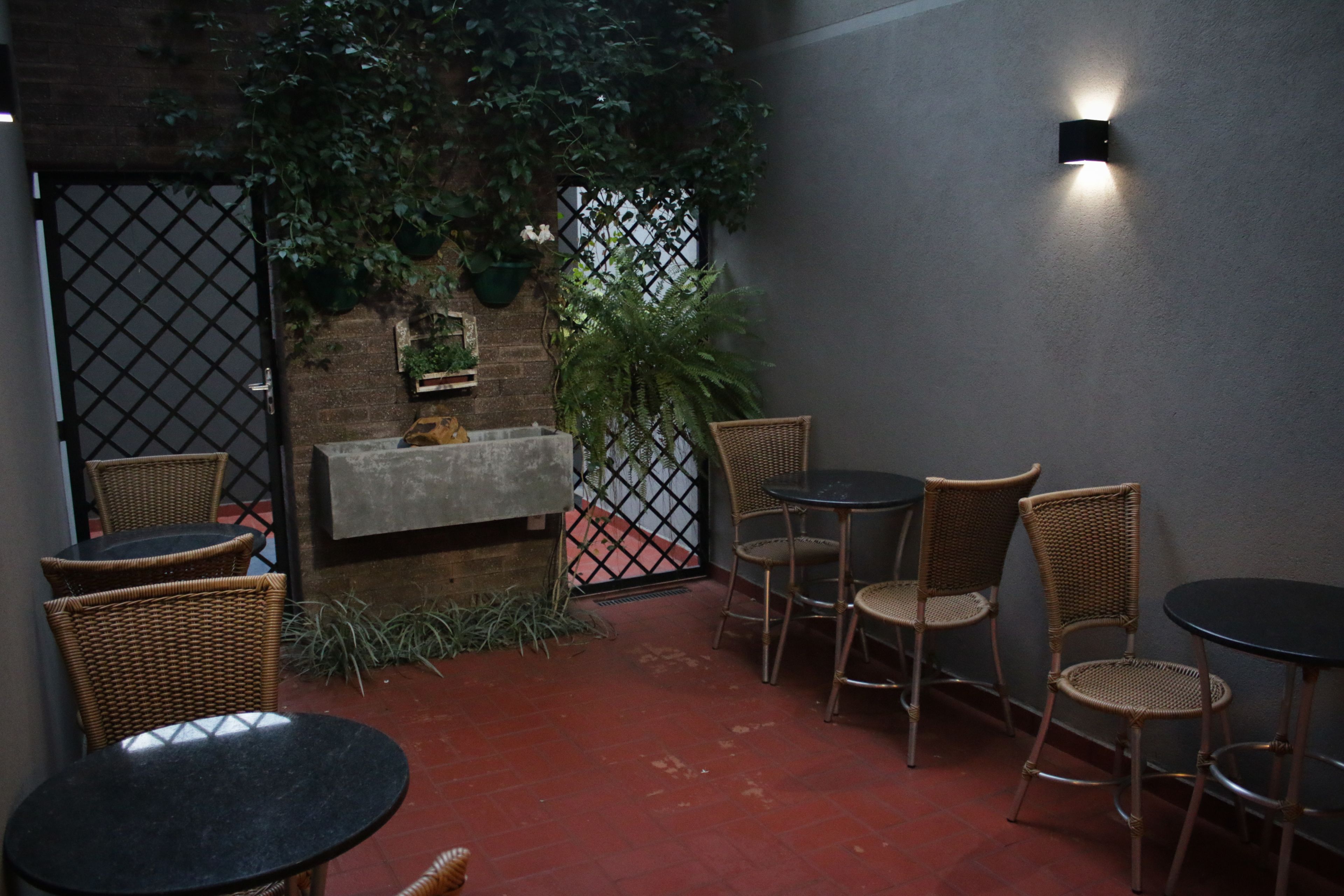 daily self-service breakfast (brl 39 per person)