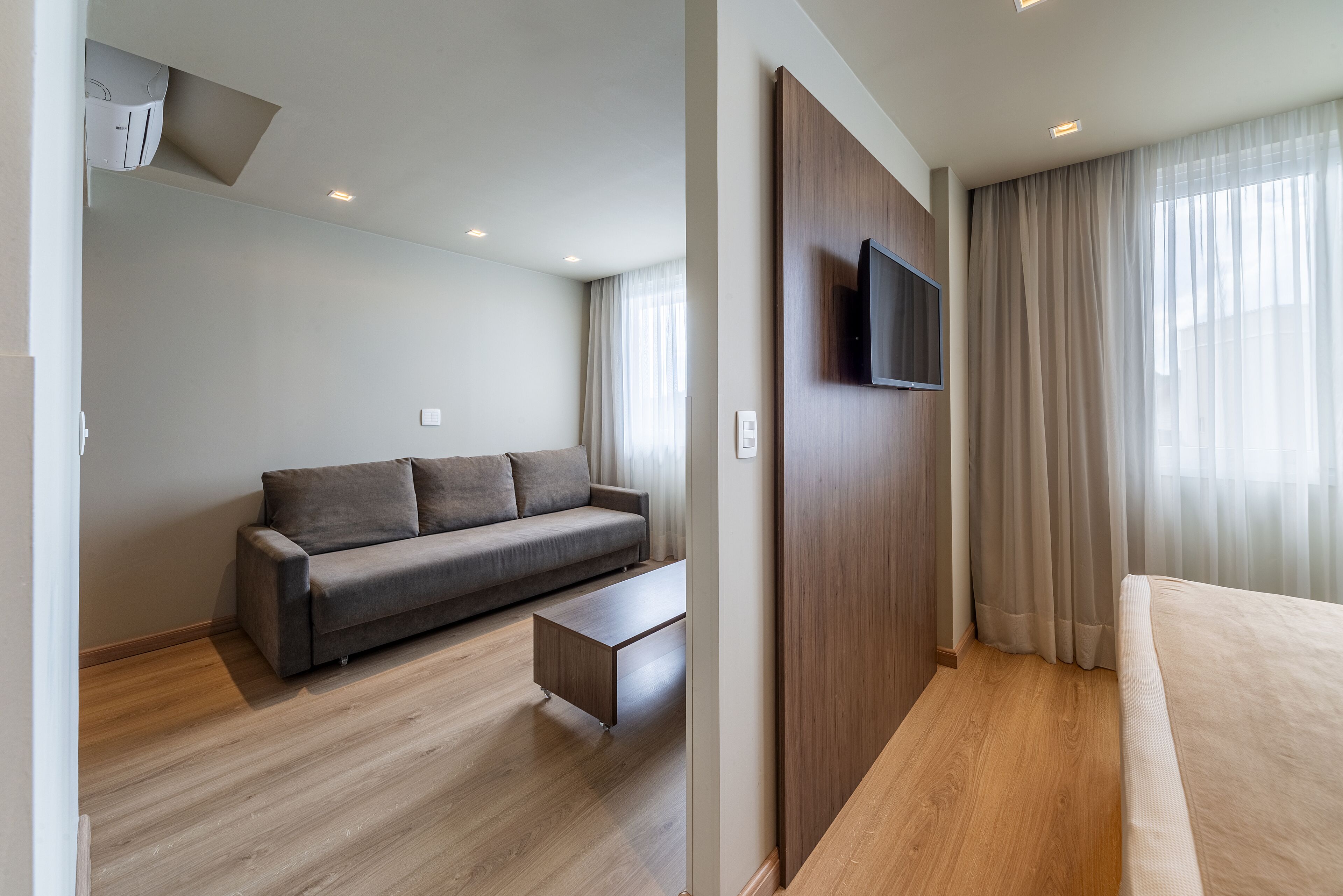 super luxury | hypo-allergenic bedding, down duvets, select comfort beds, minibar