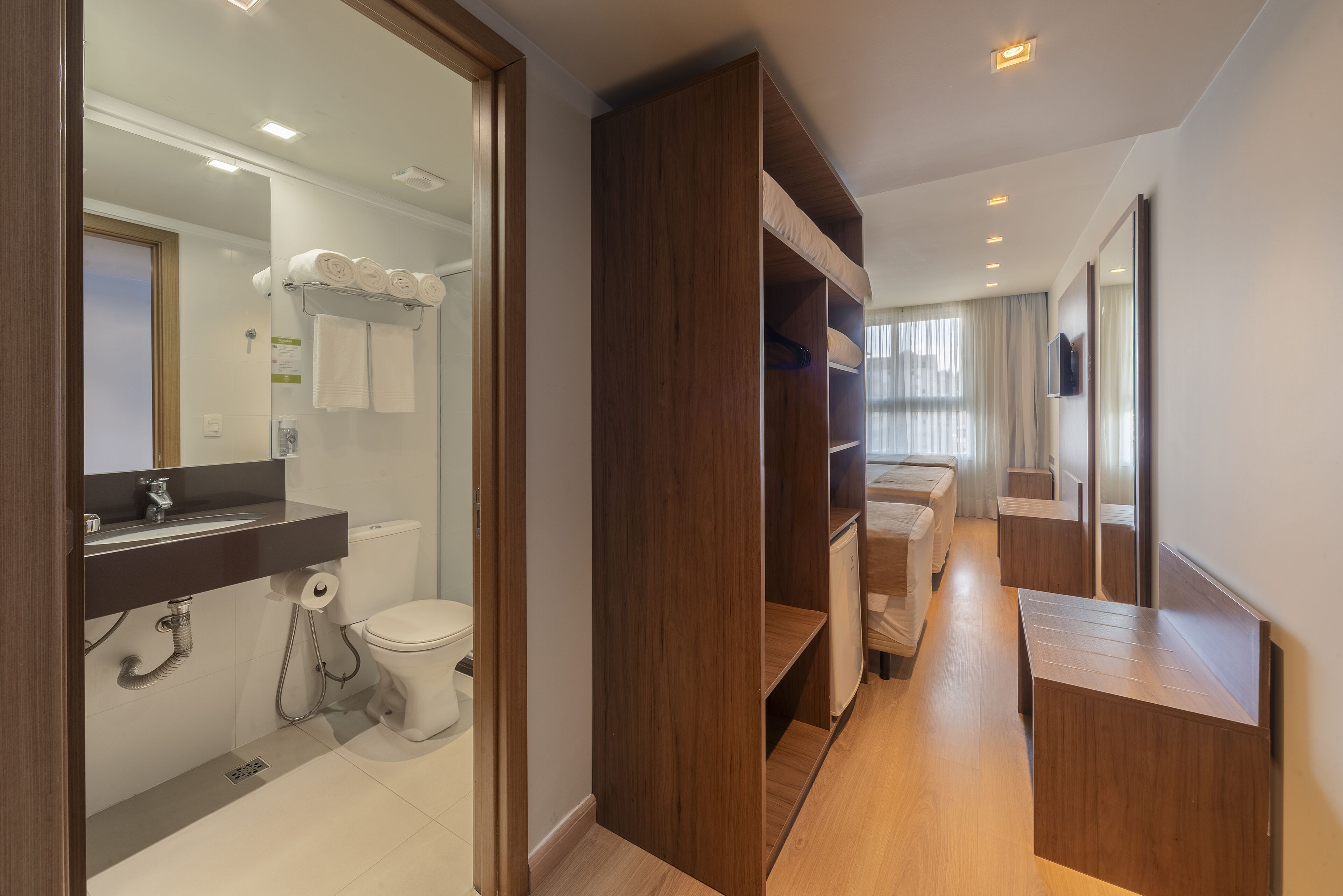 quadruple luxury | hypo-allergenic bedding, down duvets, select comfort beds, minibar