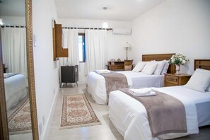 Minibar, in-room safe, desk, free WiFi - Pousada Casa Branca (Pomerode)