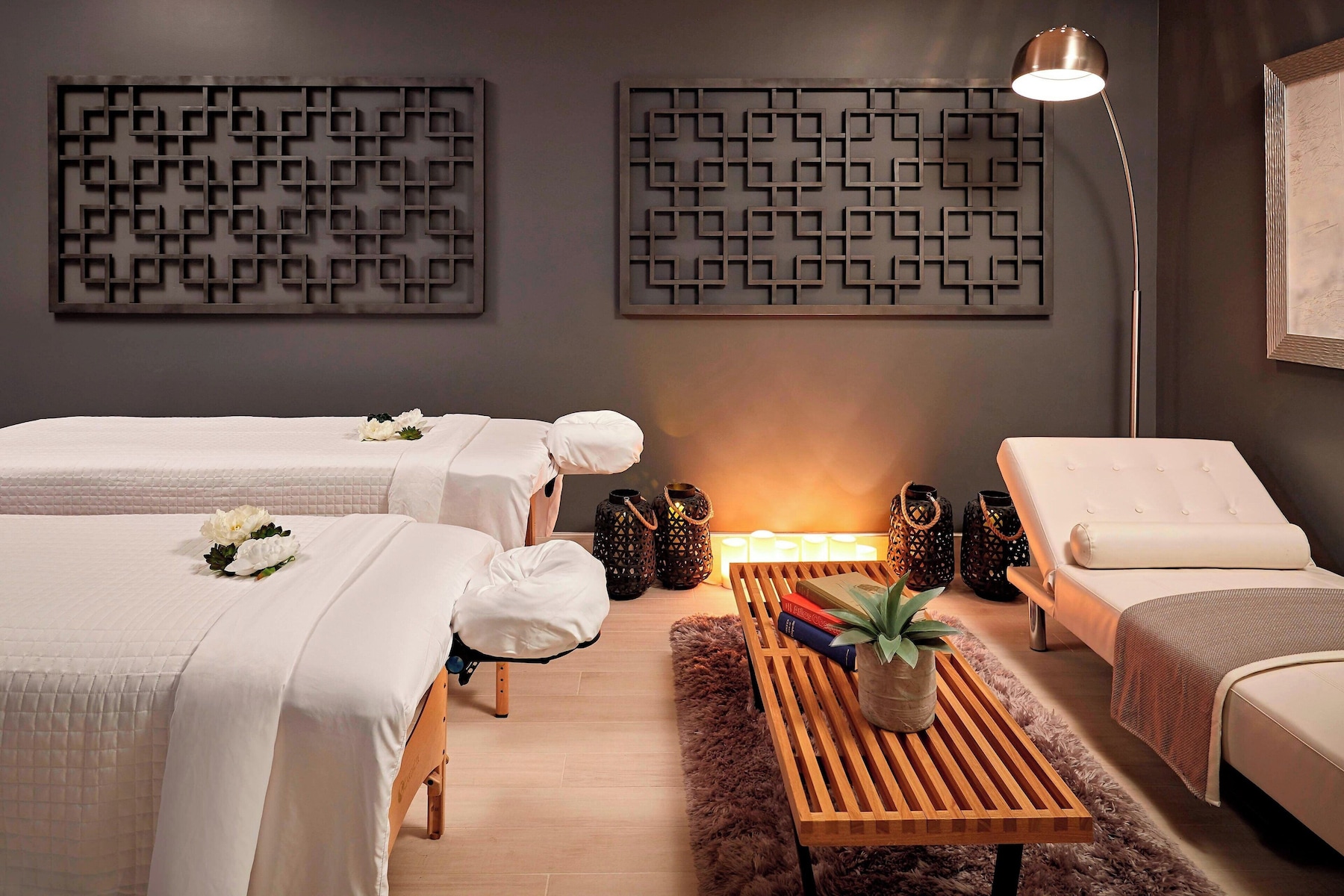 Couples treatment rooms, body treatments, hydrotherapy, aromatherapy