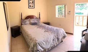Superior Suite, 1 King Bed | Private kitchen | Fridge, microwave - Paradise Reggae Resort (Spanish Town)