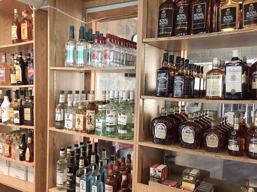 Bar (en la propiedad)