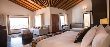 Presidential Suite, 1 King Bed, City View, Tower | Egyptian cotton sheets, premium bedding, down duvets, pillow-top beds