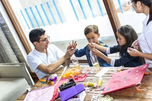 子供向けアクティビティ