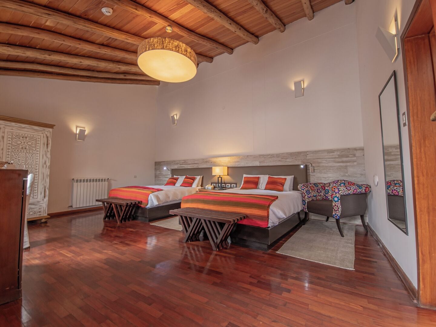 Suite Deluxe, 2 camas Queen size, vista a la ciudad, torre (Salkantay) | Egyptian cotton sheets, premium bedding, down comforters, pillowtop beds