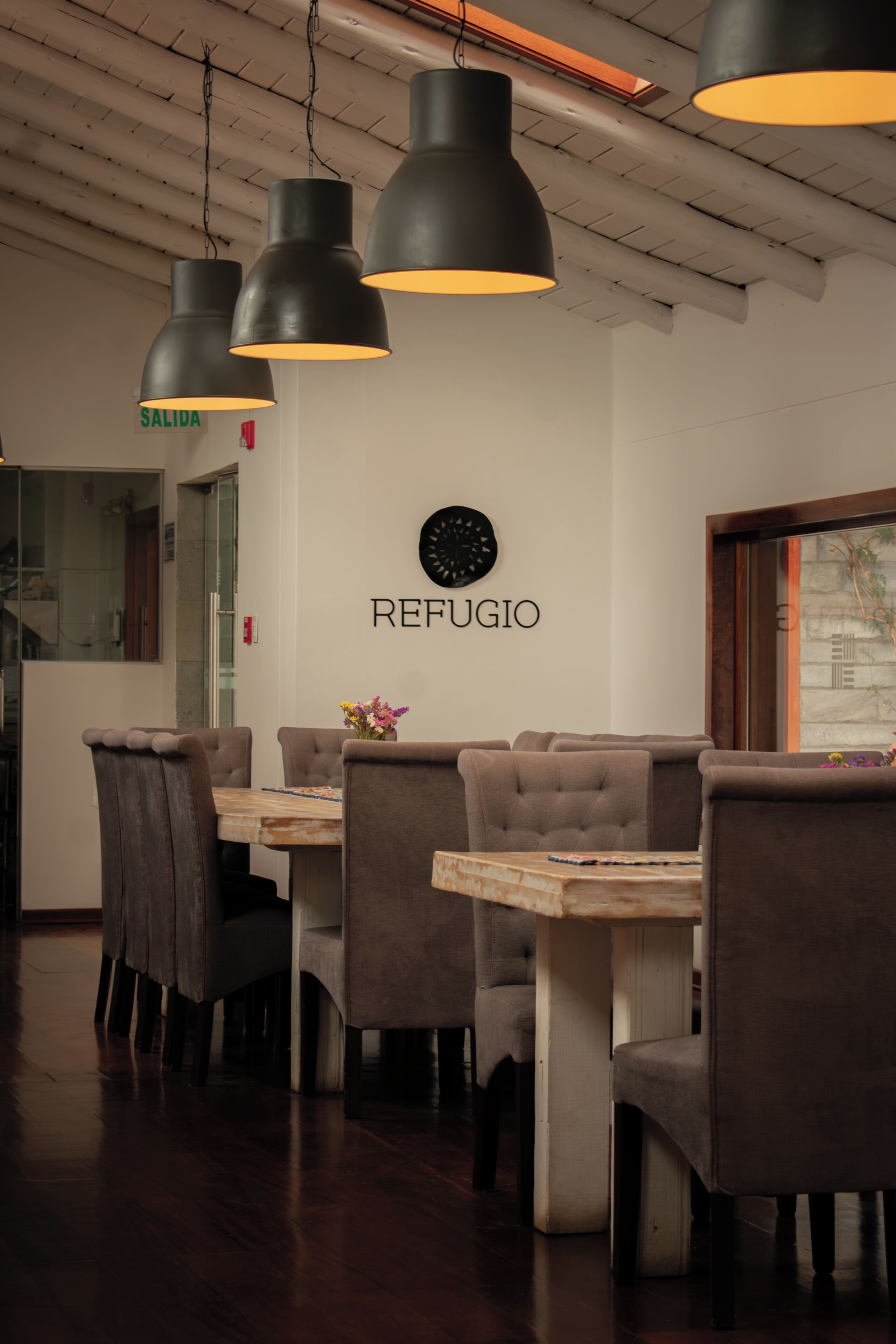 Free daily full breakfast 