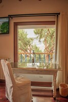 Deluxe Suite, 2 Queen Beds, City View, Tower | City view