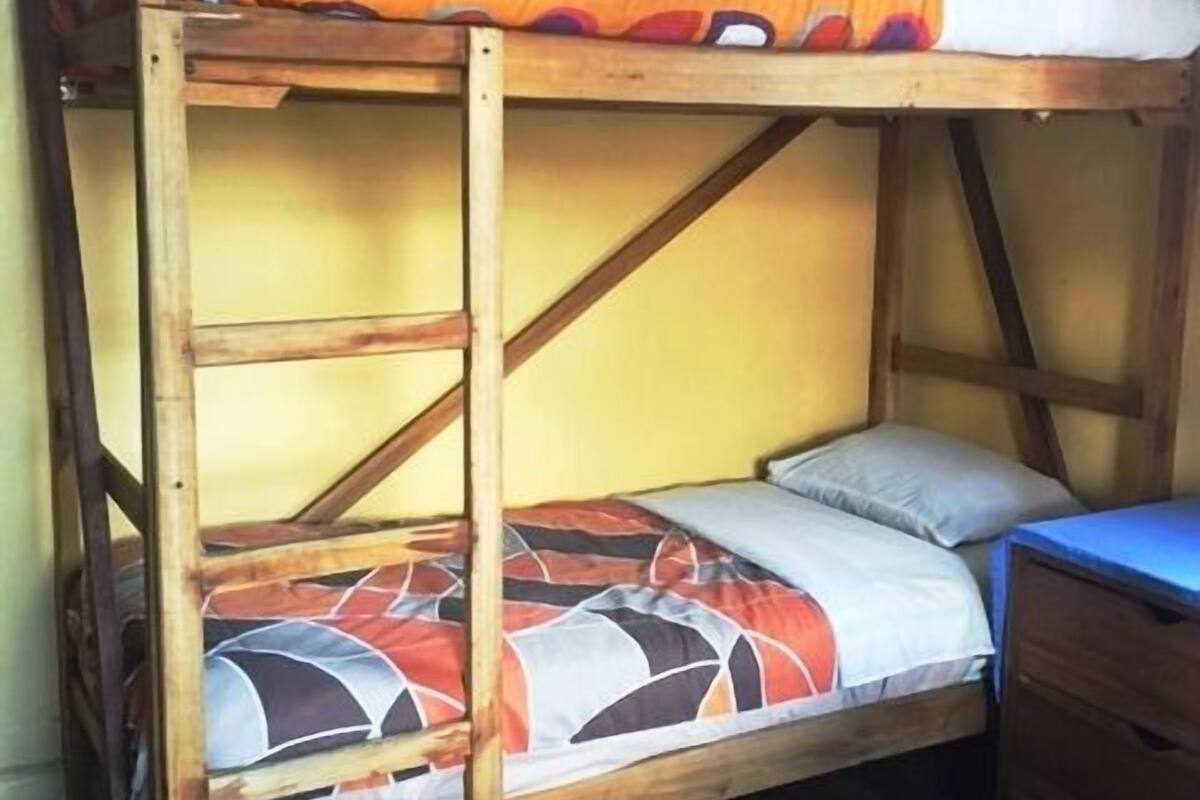 Basic Shared Dormitory, Mixed Dorm, Shared Bathroom | WiFi (free)