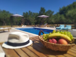 Utomhuspool