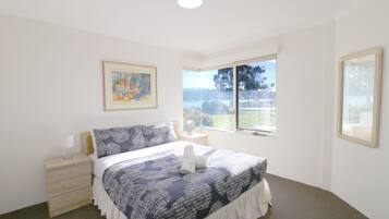 2 Bedroom Apartment | 2 bedrooms, bed sheets