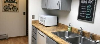 Tomar Park Apt 2 - KP101APT2