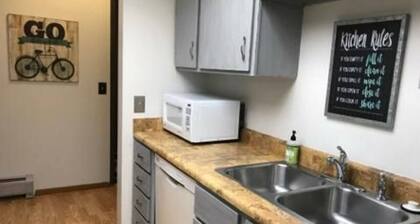 Tomar Park Apt 2 - KP101APT2
