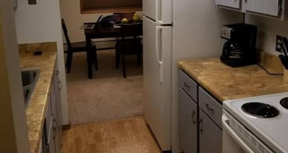 Tomar Park Apt 2 - KP101APT2