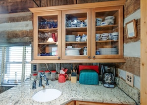 Interior - Cozy Cabin Near Nashville, TN ~ Surrounded By Beautiful Farmland (Gallatin)