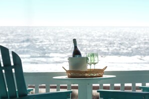 Property grounds - Beautiful Top Floor Oceanfront Condo, Breathtaking Views from
Oceanfront Balcony (Carolina Beach)