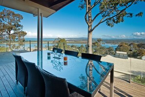 4 Bedroom House | Balcony - Pure Indulgence (Merimbula)